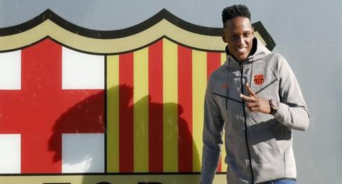 برشلونة يقدم ييري مينا رسمياً للجماهير